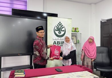 Kajian Usroh Warnai Malam Penutupan PPL-KSM Luar Negeri FAI UNISMA, Perkuat Kompetensi dan Pengalaman Internasional Mahasiswa di Madrasah Usmaniyah ABIM Malaysia